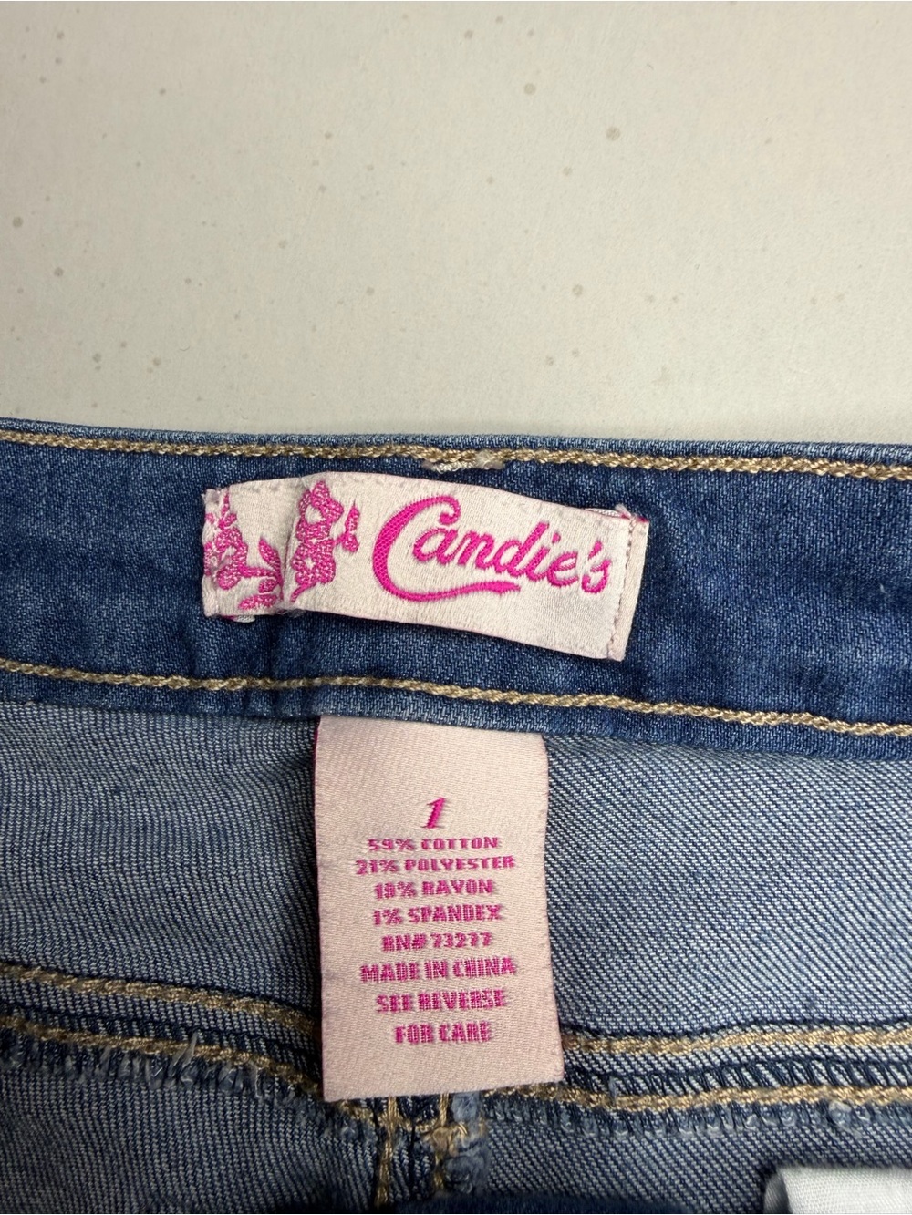 Candie’s Rhinestone Embellished Denim Shorts – Size 1 - Picture 3 of 6